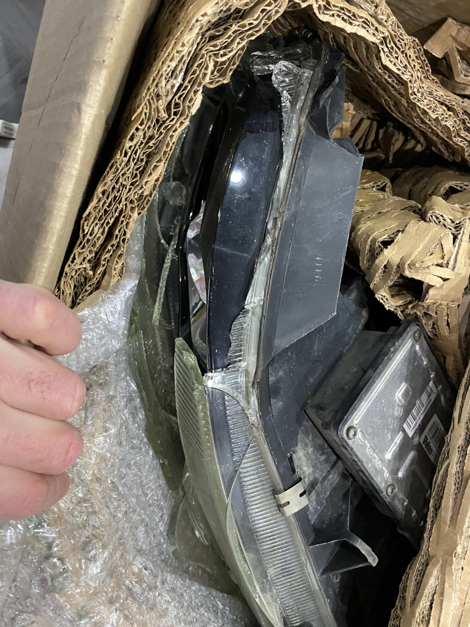 Ксенон или галоген? — Volvo XC70 II, 2,5 л, 2004 года | запчасти | DRIVE2