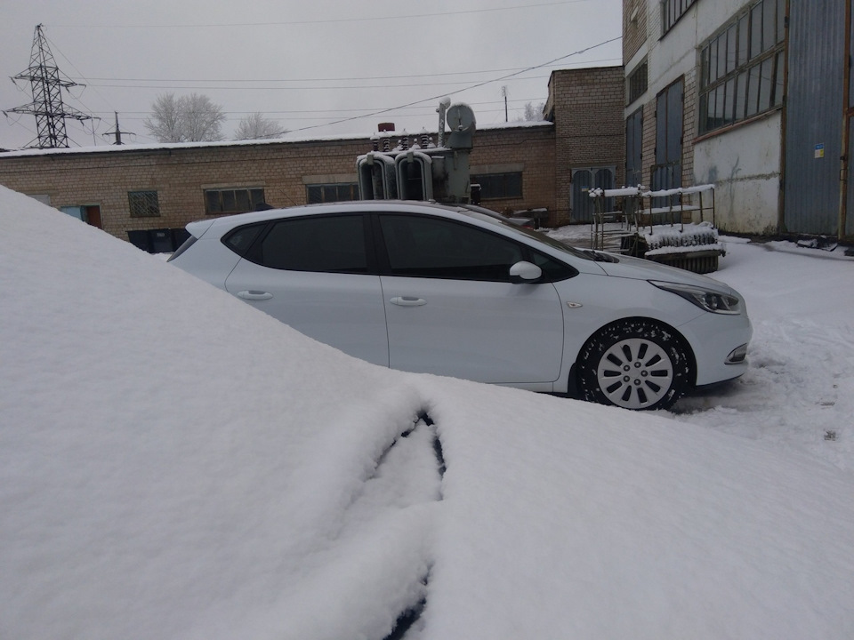 Тонировка 35%. Аквариум v.2 — KIA Ceed (2G), 1,6 л, 2013 года ...