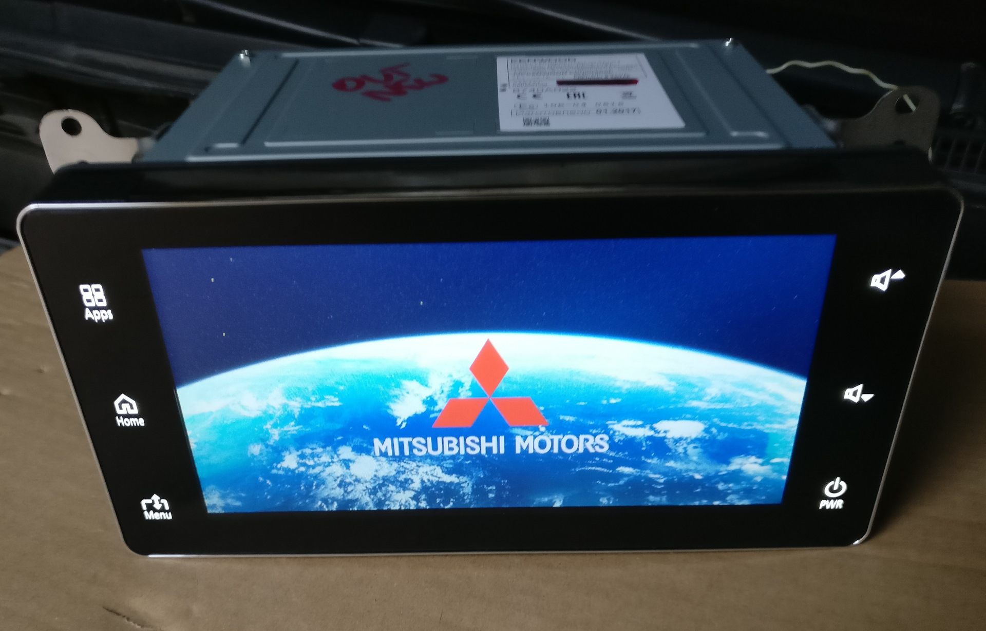 Mitsubishi connect. Mitsubishi connect 8740a003. Магнитола Аутлендер 3. Магнитола Митсубиси Аутлендер 3. 8740a022 магнитола Митсубиси Аутлендер 3.