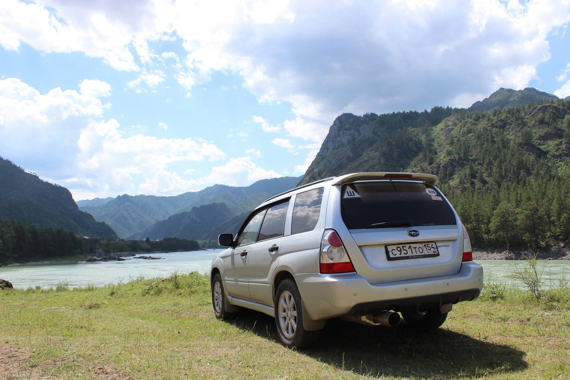 Субару форестер уссурийск. Субару Форестер для туризма. Forester SG Travel. Субару Форестер горный Алтай.