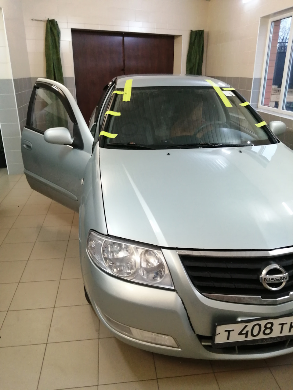 Замена стекла на НИССАН Альмера Классик (NISSAN Almera CLASSIC) в Москве