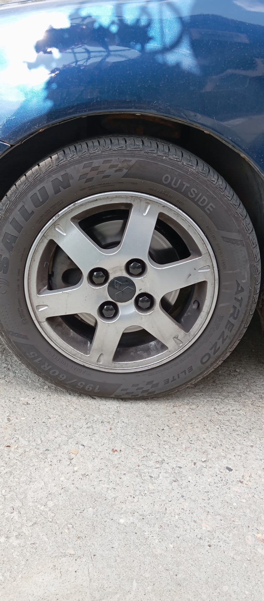 Декоративные колпачки на колесные гайки — Mitsubishi Lancer IX, 1,6 л ...