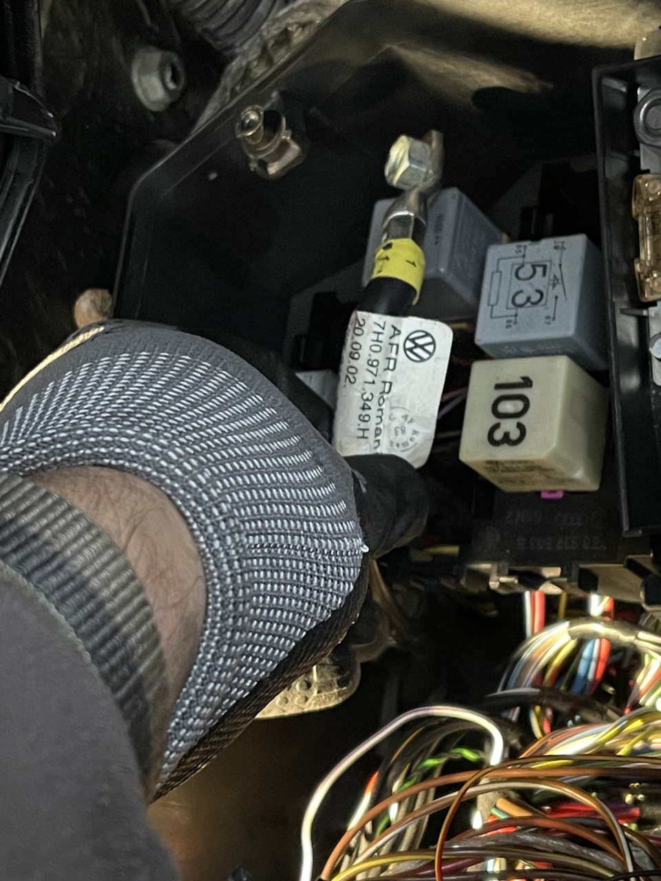 Проводка двигателя — Volkswagen Multivan (T5), 2,5 л, 2004 года ...