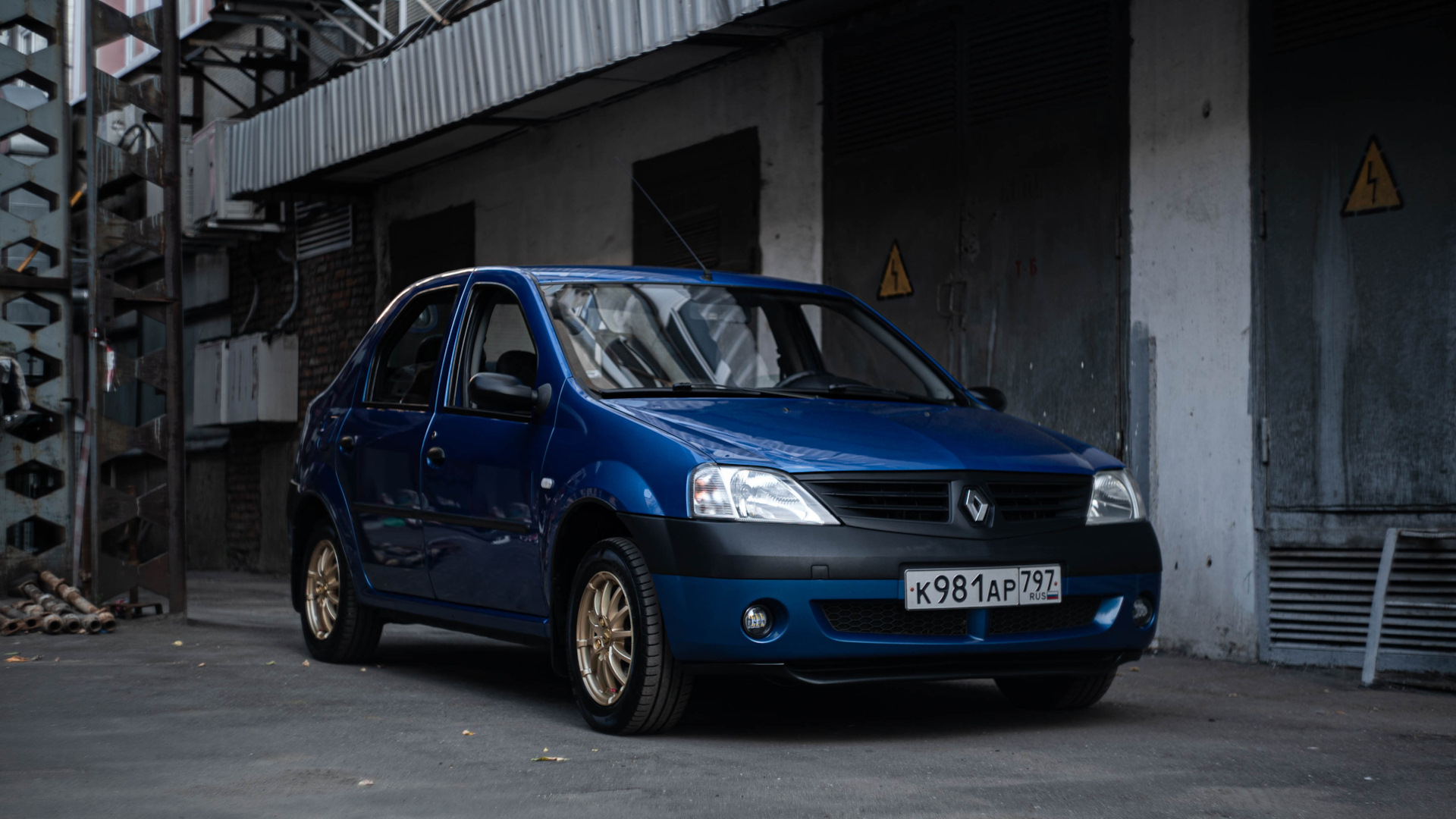 Renault Logan (1G) 1.4 бензиновый 2007 | Французская булка🤌🏽🥖 на DRIVE2