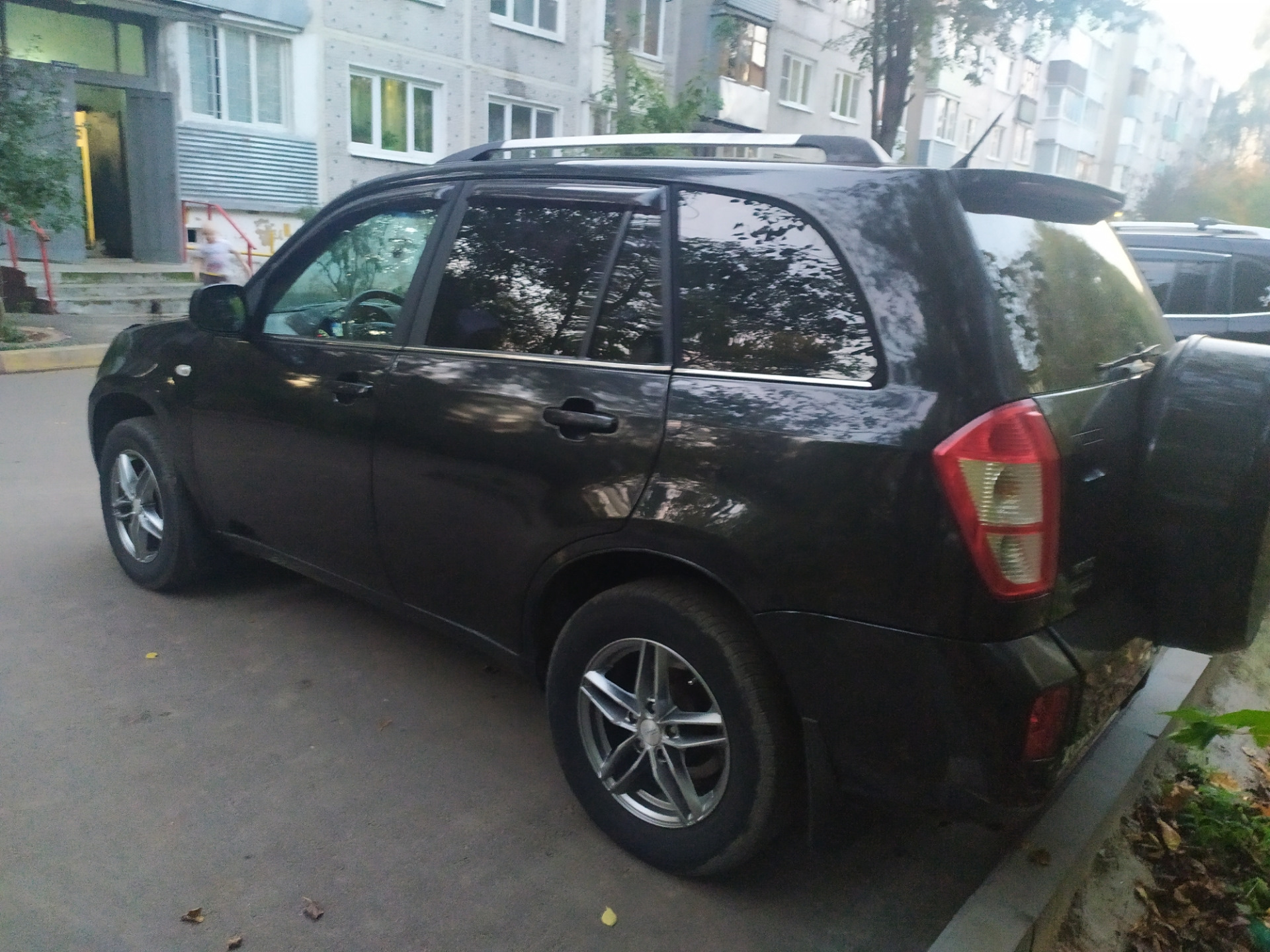 Chery suv t11