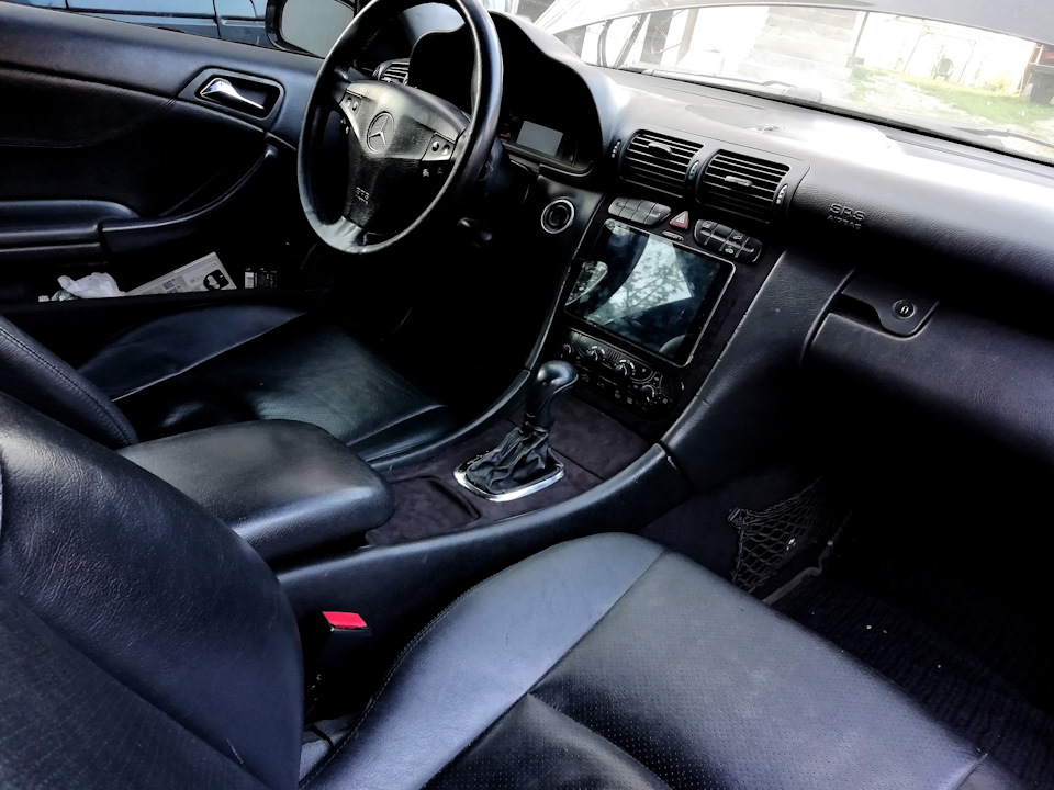 Ipad, вместо магнитолы ГУ в Мерседес — версия 1.1 — Mercedes-Benz C ...