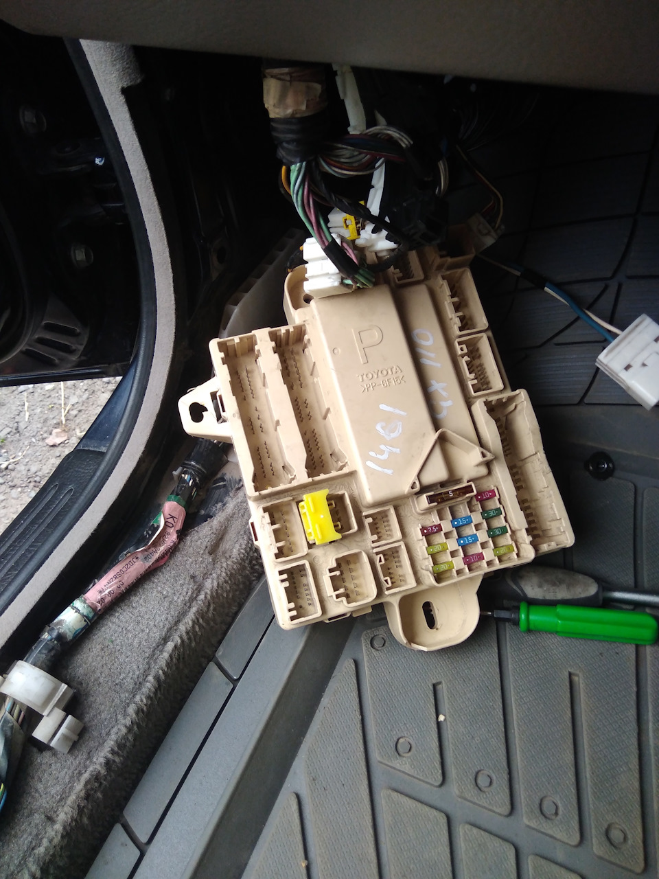 Тойотой мультиплекс. Тойотой мультиплекс. Тойотой мультиплекс. Toyota mark ii мультиплекс. Блок комфорта jzx90.