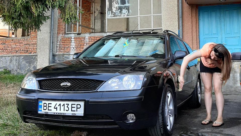 Подключение ангельских глазок — Ford Mondeo III, 2 л., 2001 года ...