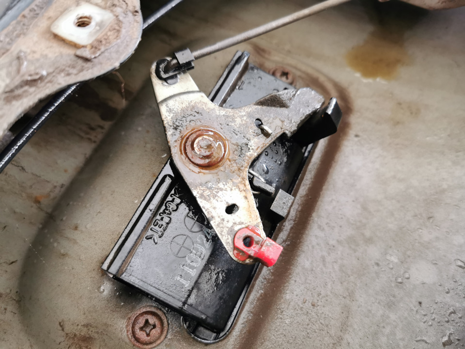 J91mhFLrpfLCMd7kkKupVePMcy4 960 Как открыть хайлюкс без ключа