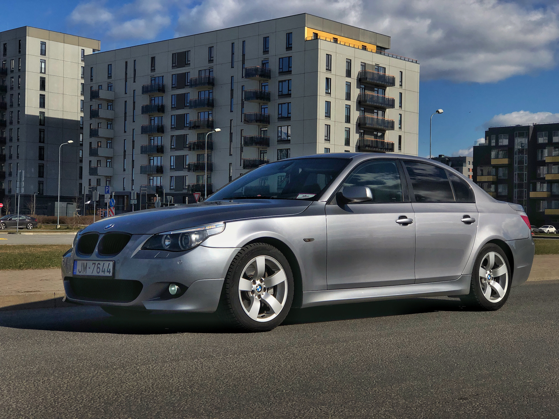 BMW 5 Series (e60)