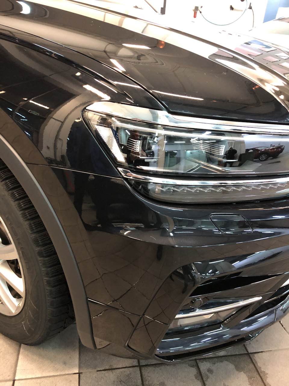 Началось в колхозе утро :( — Volkswagen Tiguan (2G), 2 л, 2018 года | ДТП |  DRIVE2