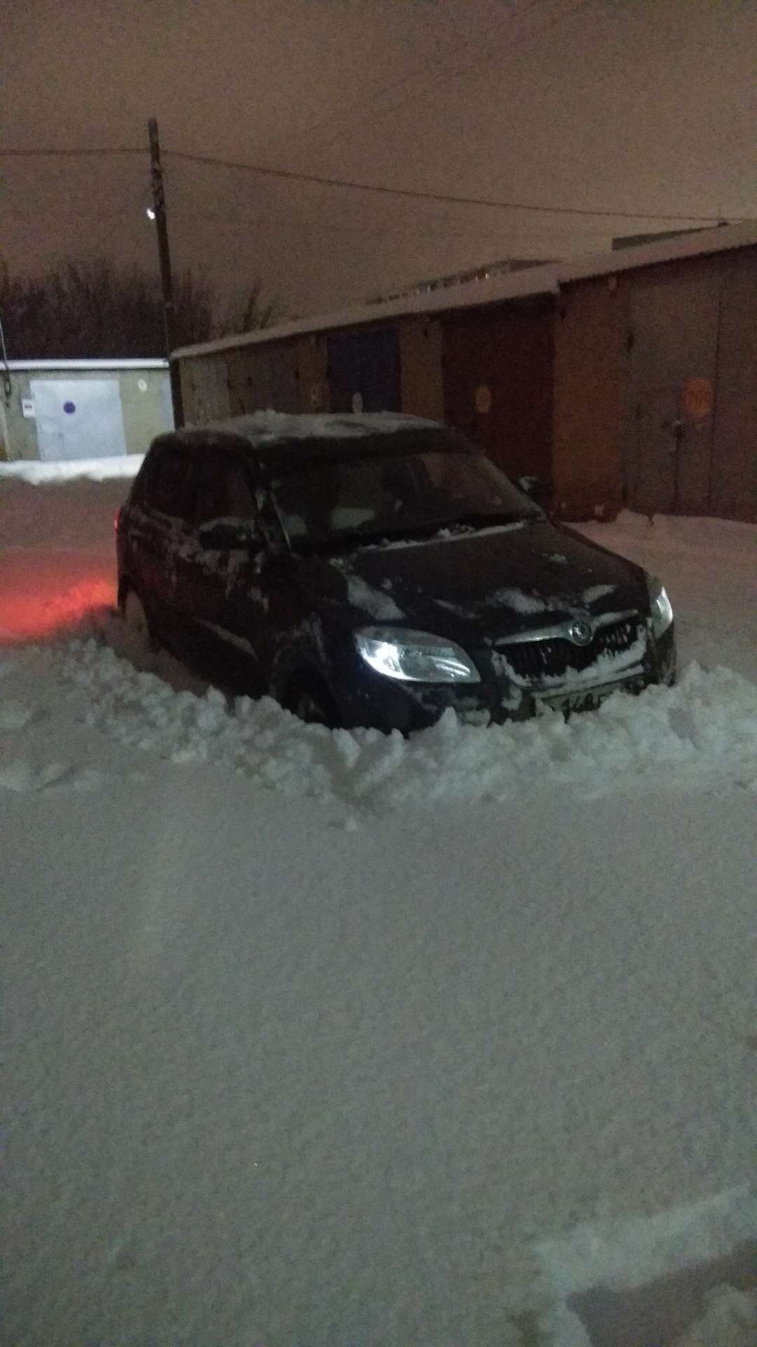 Подкатной домкрат Сервис — Ключ. — Skoda Yeti, 1,8 л, 2015 года ...