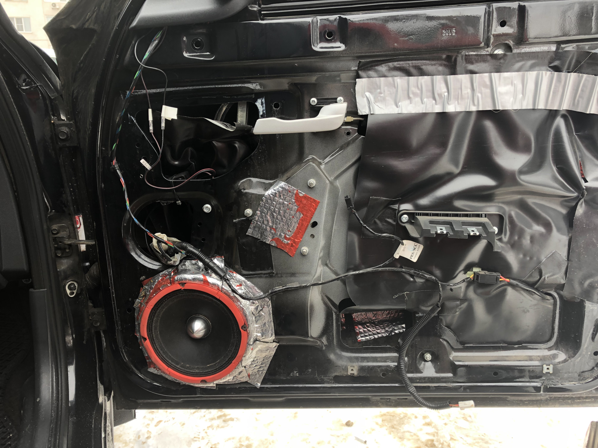 Есть штатное место. 13 Штатные места Приора.