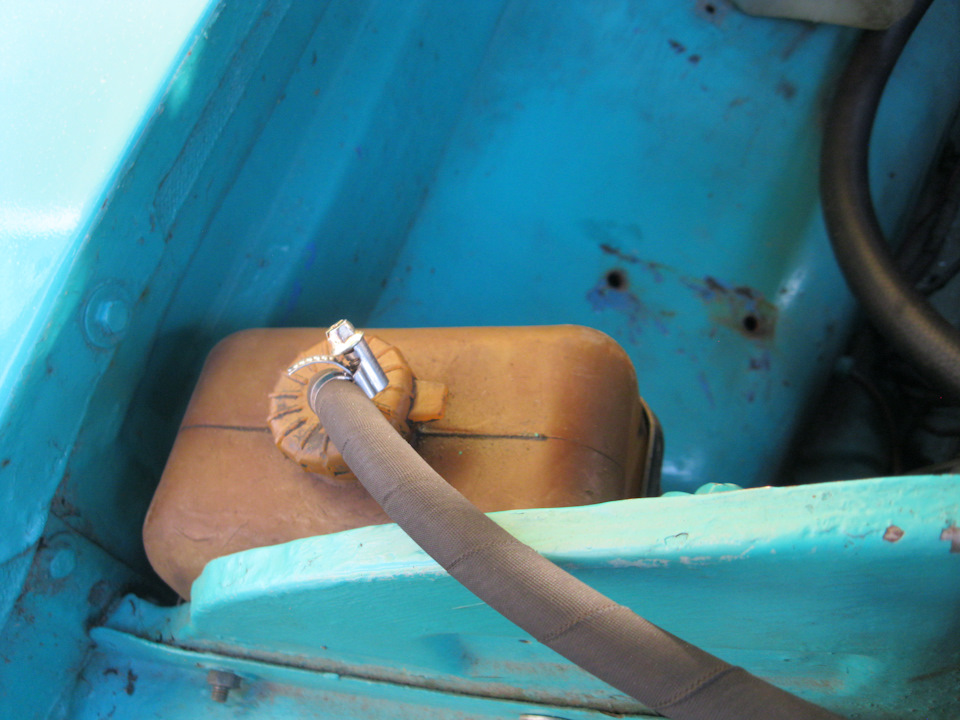 Расширительный бачок — ГАЗ 21, 2,4 л., 1970 года | своими руками | DRIVE2