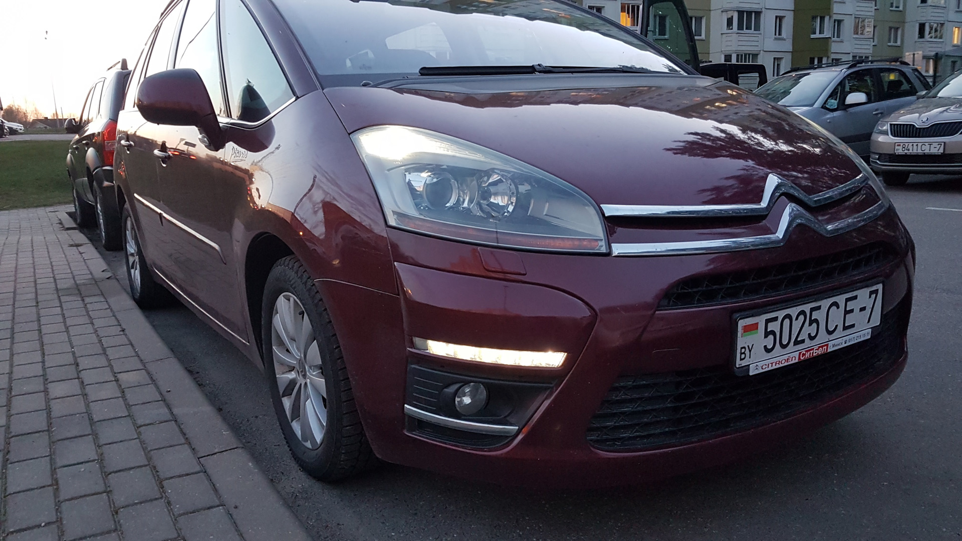 дхо ситроен с4 седан. ходовые огни на ситроен. ходовые огни на ситроен. ходовые огни на ситроен. дхо ситроен с4 b7.