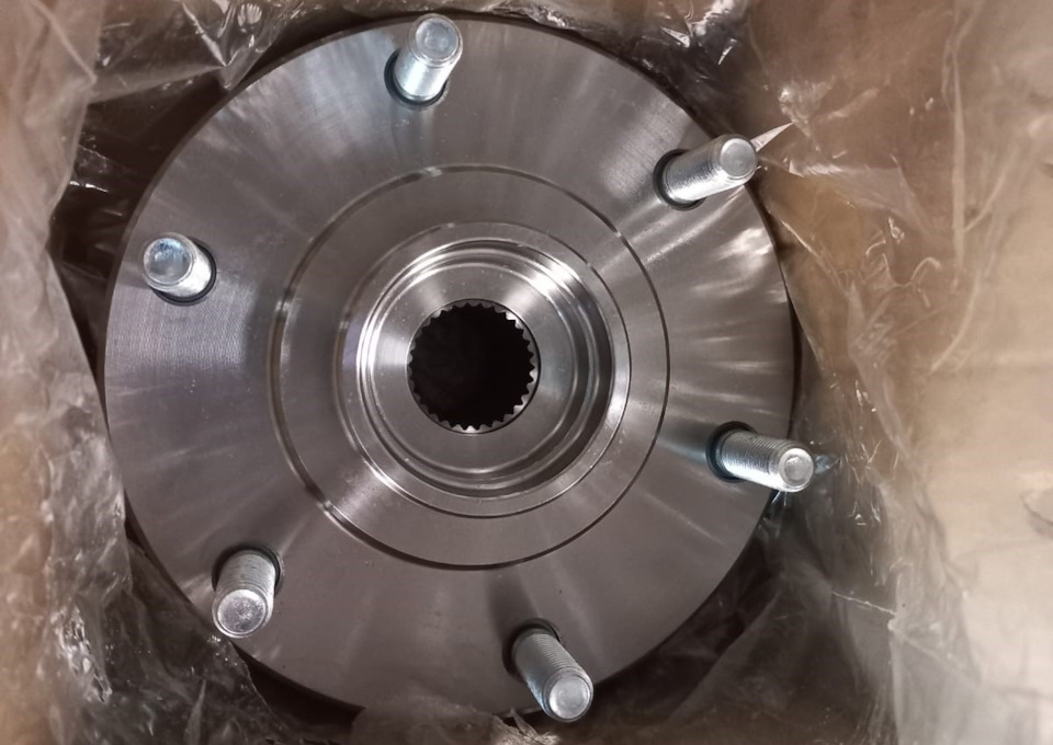 Загудел передний левый ступичный подшипник! Попутная замена пыльника ...