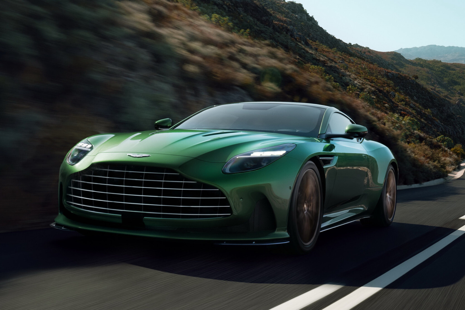 Aston Martin db11 Р·РµР»РµРЅС‹Р№