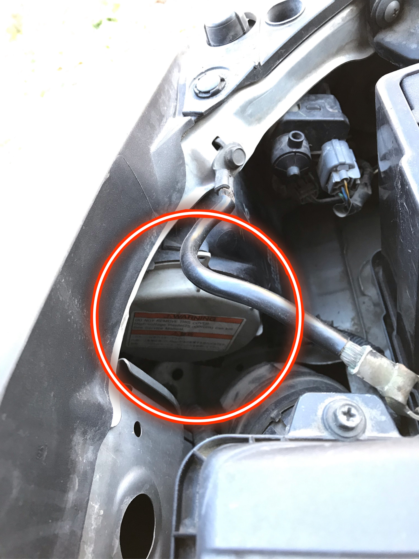 Как поменять лампочки аккорд 7 Замена ламп штатного ксенона - Honda Accord (7G), 2 л, 2006 года своими руками D