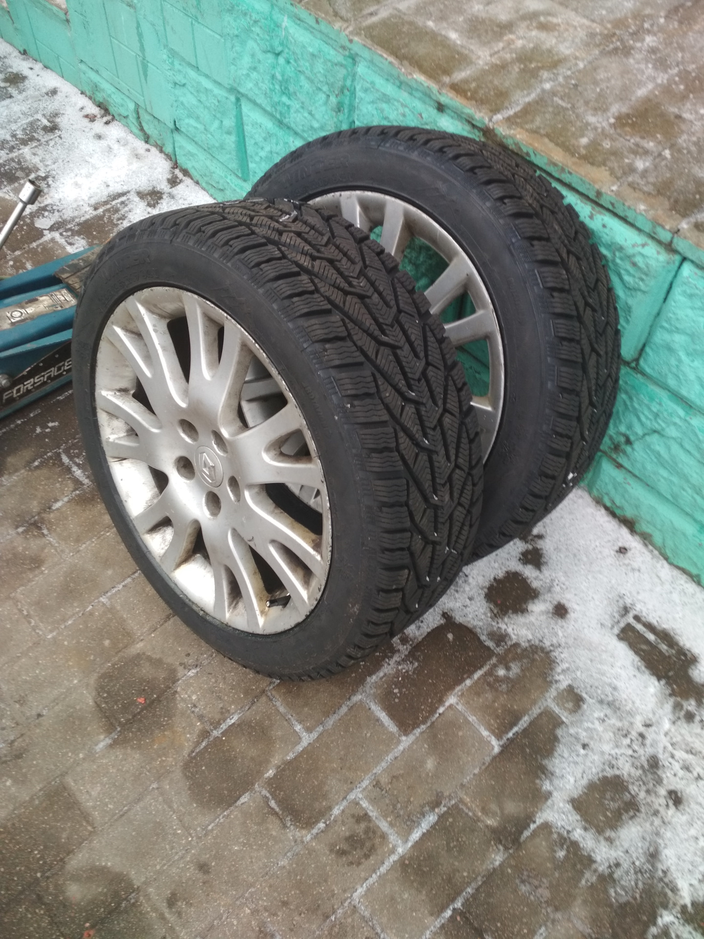 225 r17 зима. 225/45/17 Tigar Winter.