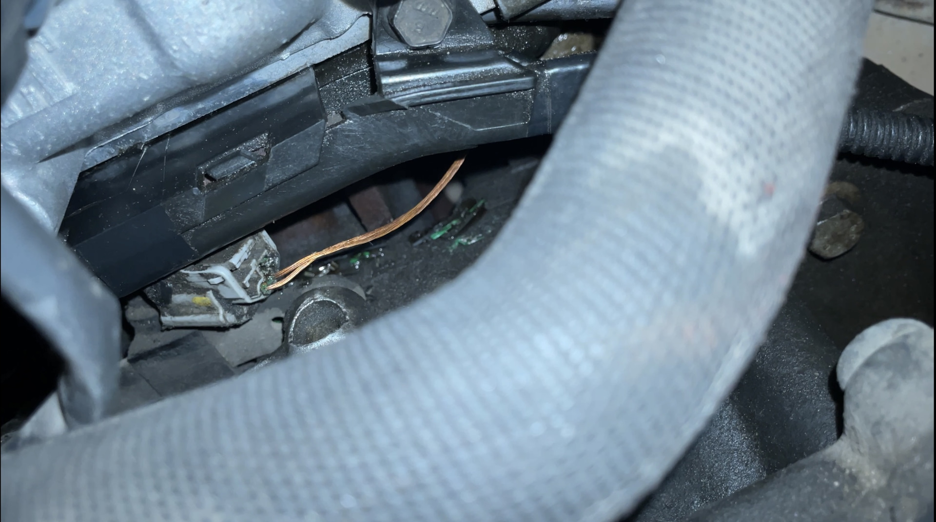 Поломка! Проводка датчика коленвала. Нужна помощь. — Renault Megane III ...