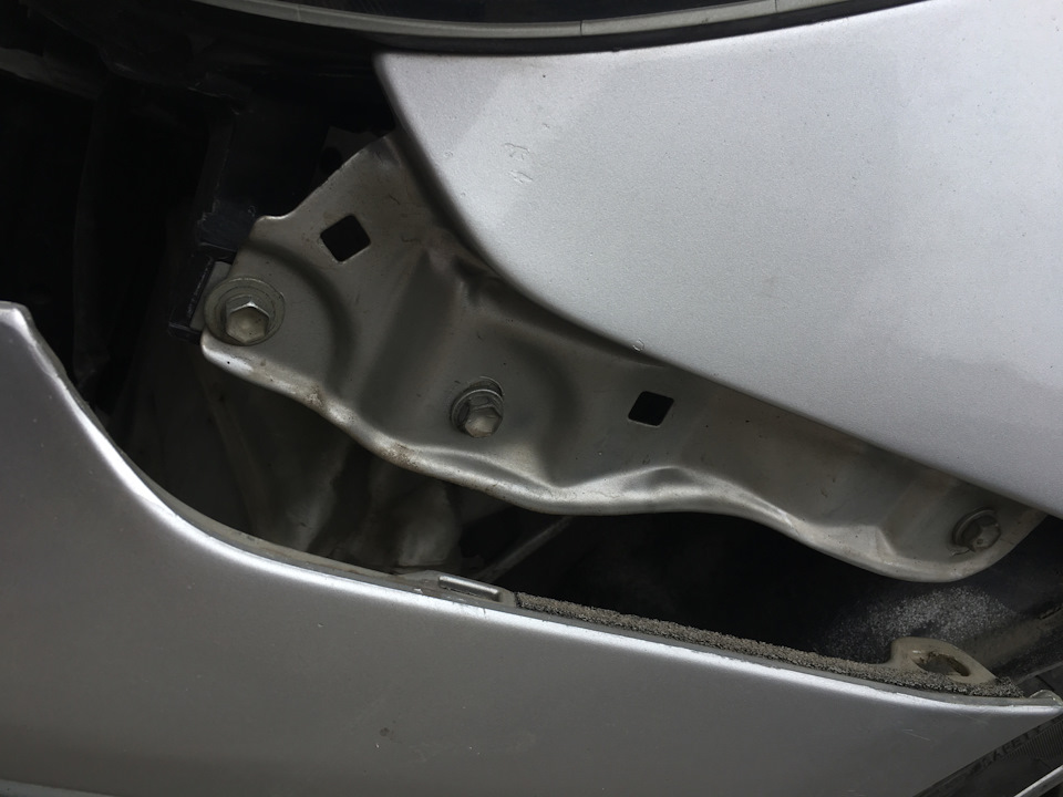 Бампер с Губой на месте — Toyota Brevis, 2,5 л, 2006 года | кузовной ...