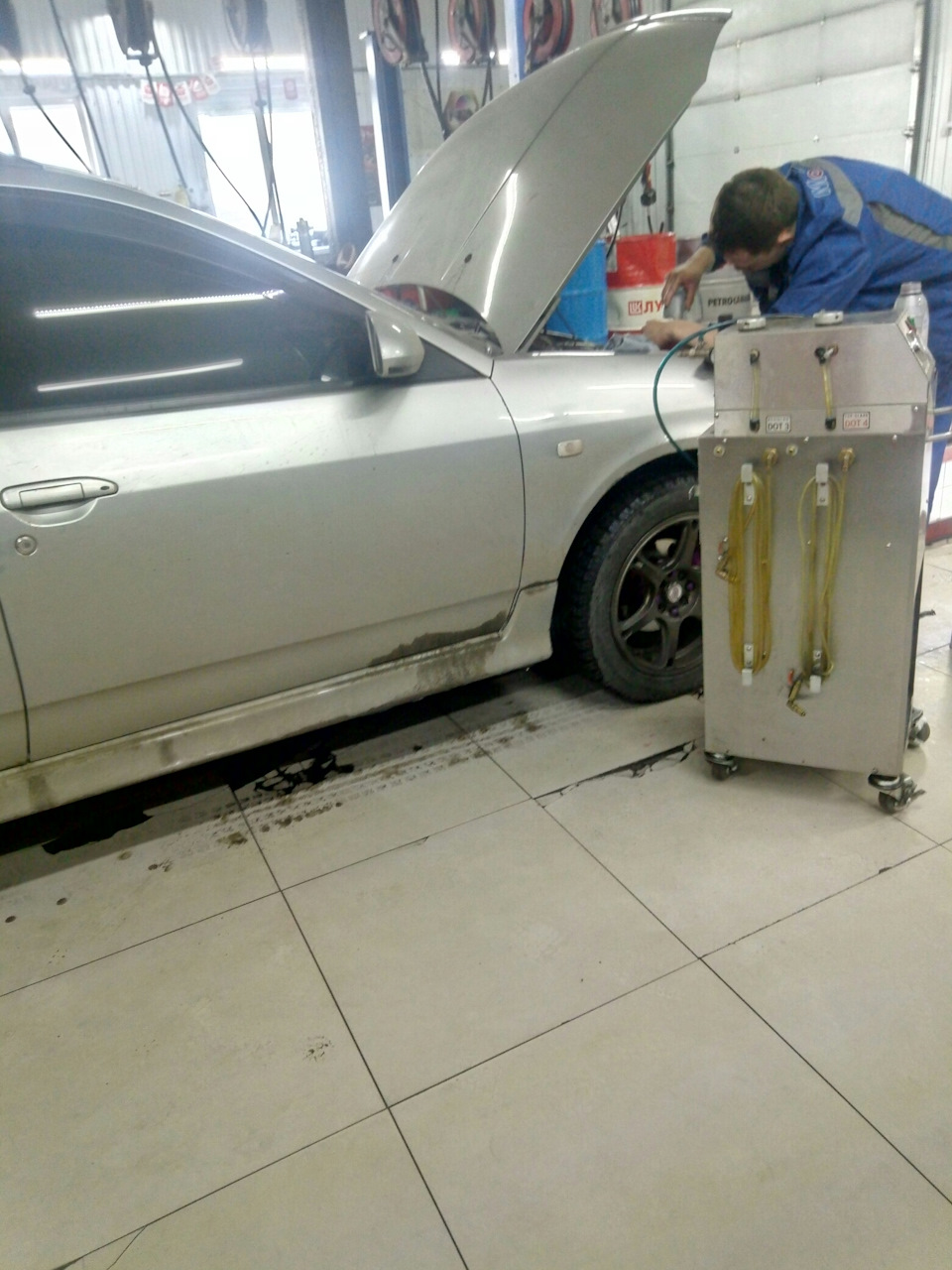 Замена масла в АКПП и ГУРе — Nissan Wingroad (Y11), 1,5 л, 2004 года ...