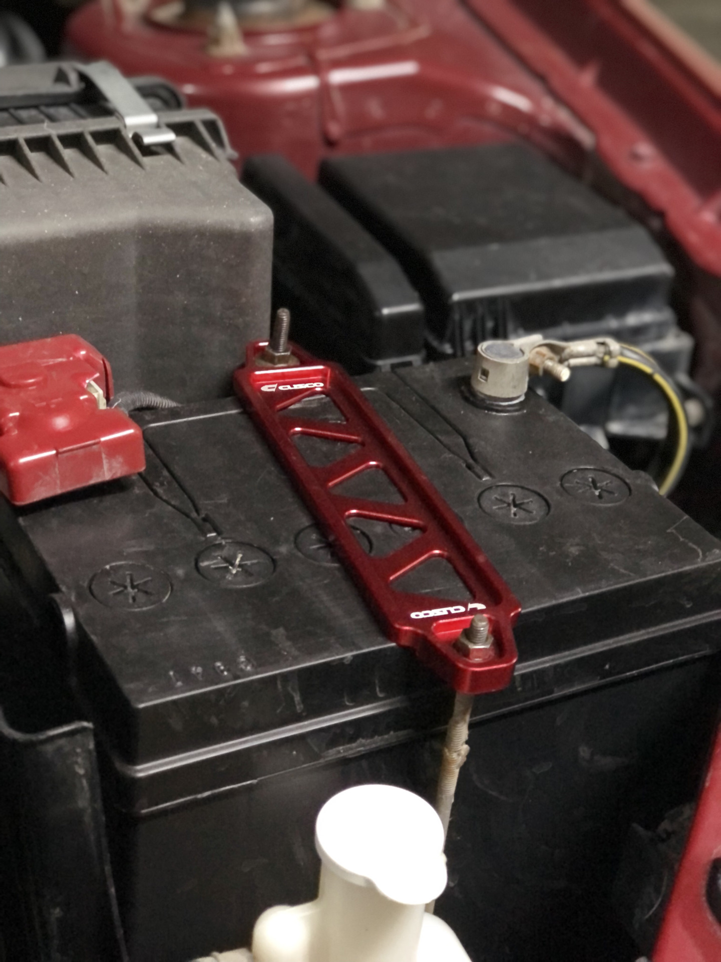 Гоночный аккумулятор. Мицубиси лансер крепление аккумулятора. Гоночный аккумулятор. Переходник xs power agm аккумулятор. Xs power d3100.