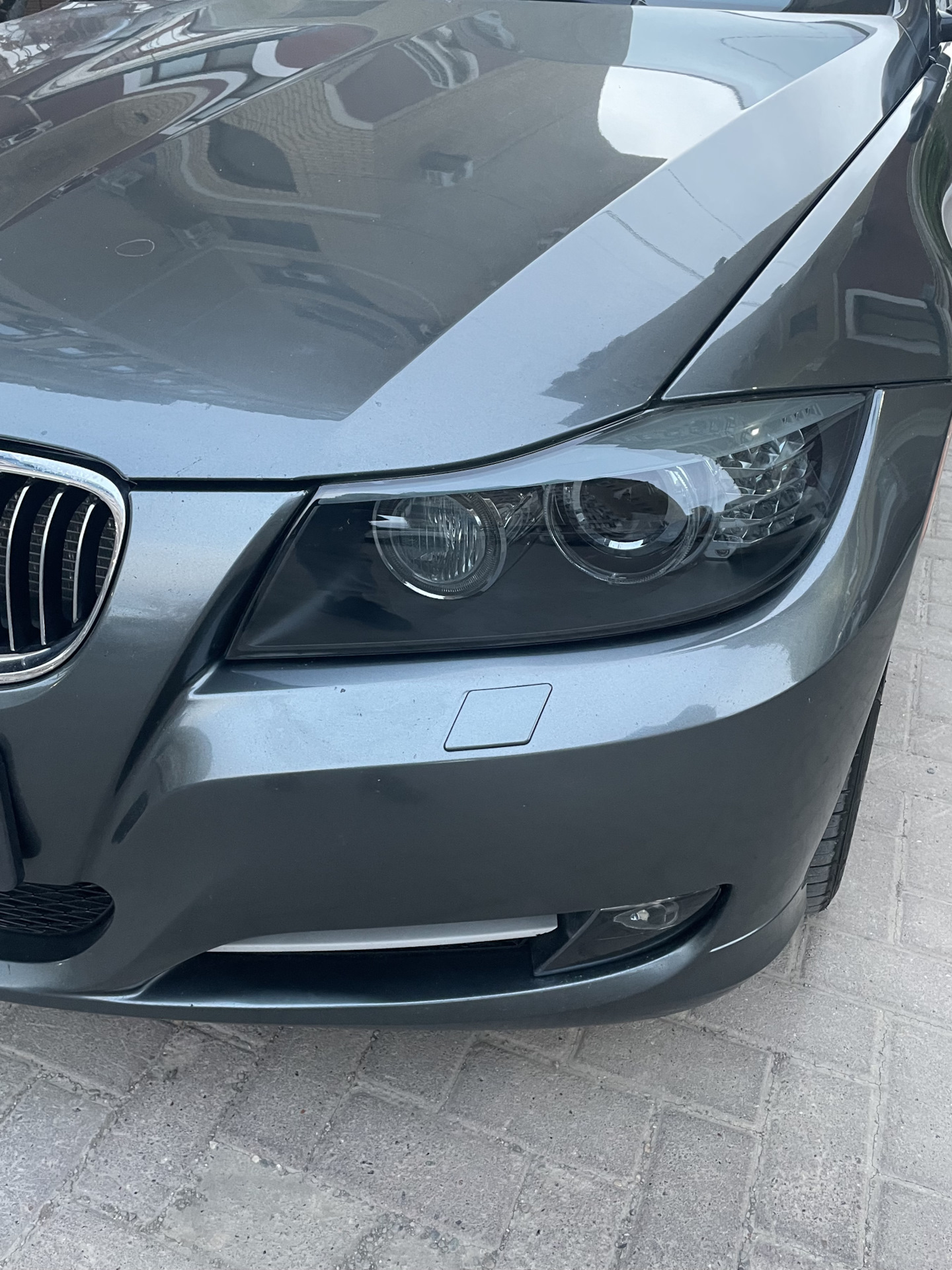 Полик в багажник и бронепленка на фары — BMW 3 series (E90), 3 л, 2009 ...