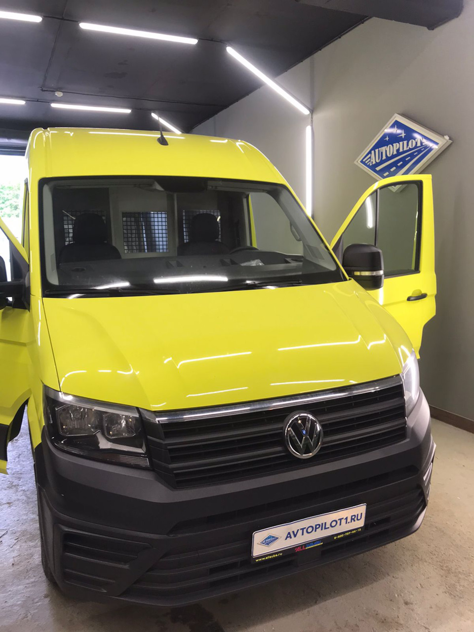 Установка чехлов на Фольксваген Крафтер — АВТОПИЛОТ на DRIVE2