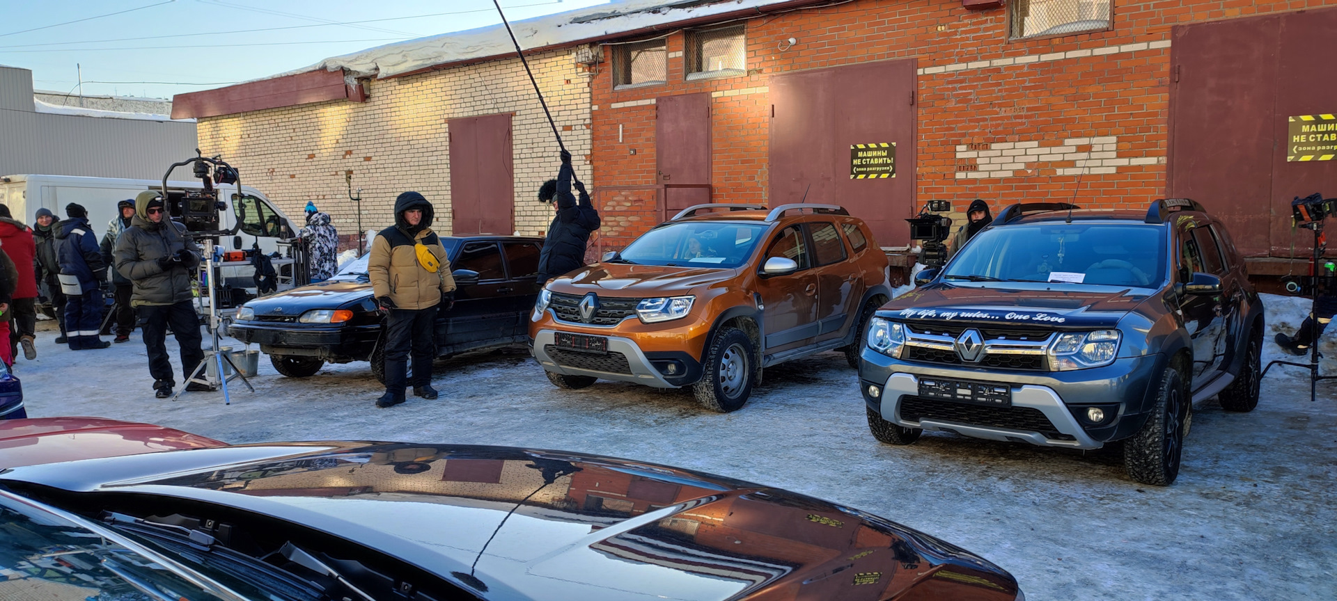 Шмель — актёр. Полярный 3. — Renault Duster (2G), 1,3 л, 2021 года |  нарушение ПДД | DRIVE2