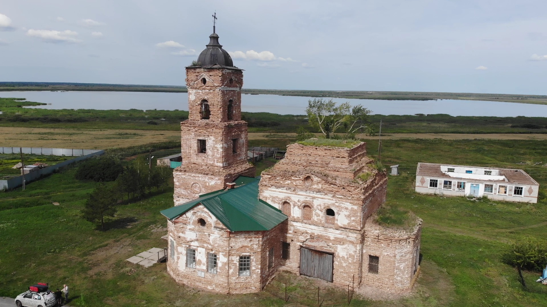 7 сел. Самарская деревня. Курская область село локоть. Села в Самаре. В селе есть Церковь а в деревне нет.