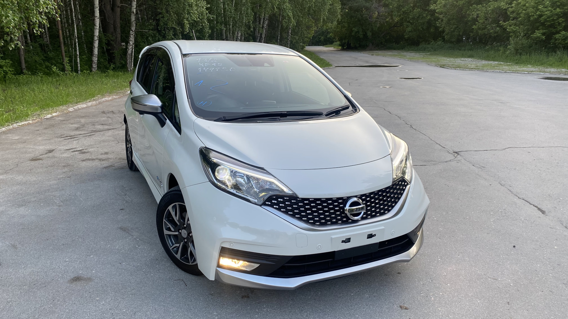 Nissan Note e-Power 1.2 гибридный 2018 | на DRIVE2