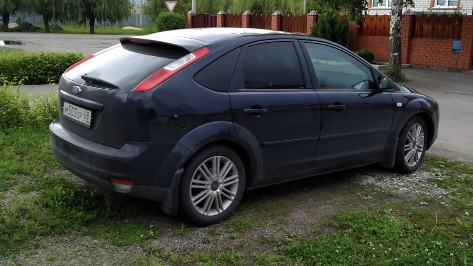 Как снять адсорбер — Ford Focus II Hatchback, 1,6 л., 2006 года ...