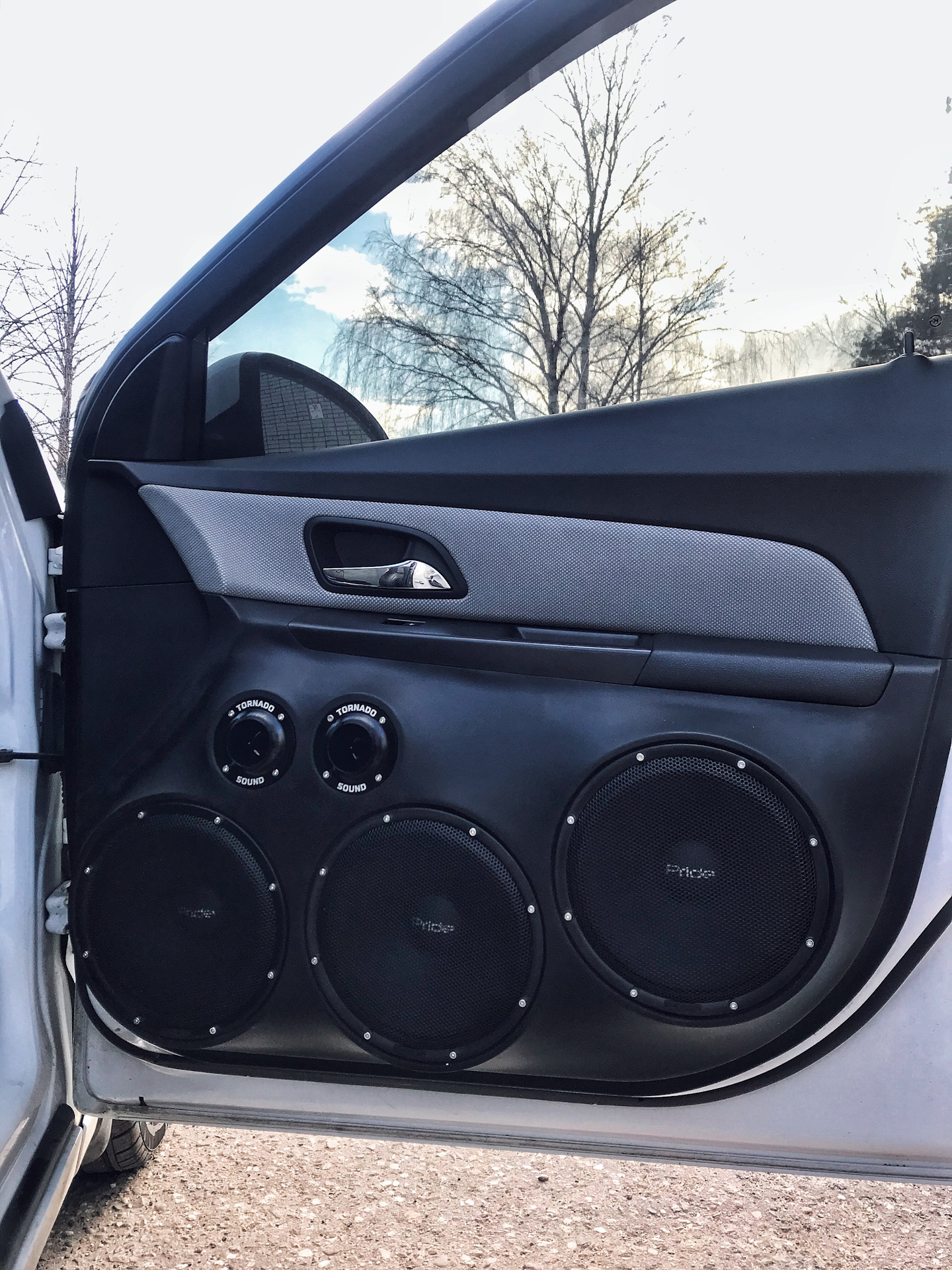 Подиумы шевроле нива 20см. 16 динамики ауди 100 с3. Подиумы фольксваген гольф 4. Подиумы ауди 80 б4 на передние двери. Подиумы на двери ауди 80 б4.