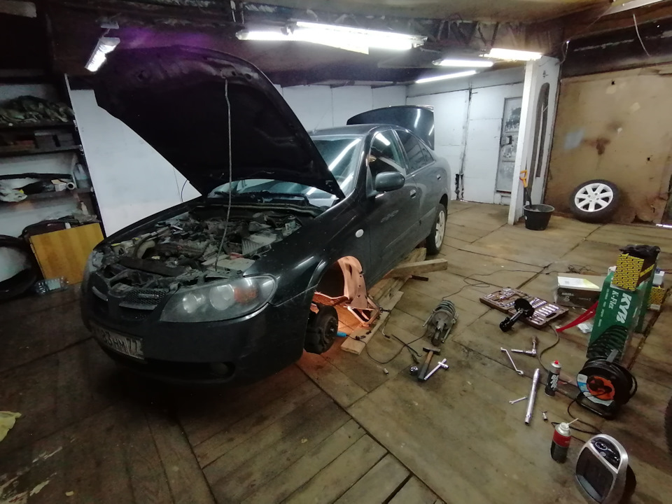 Замена передней подвески — Nissan Almera II (N16), 1,8 л, 2006 года ...