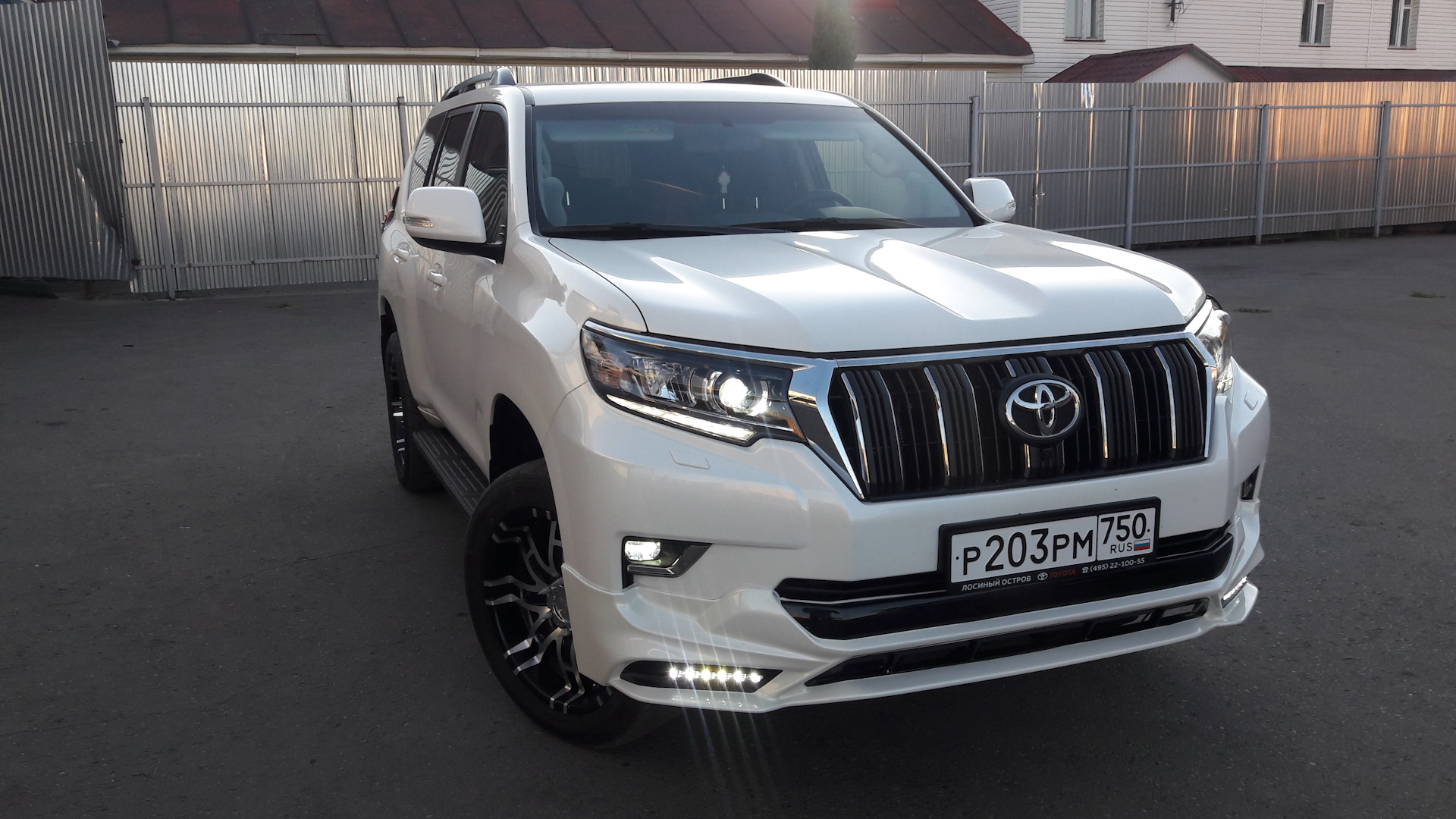 Toyota Land Cruiser Prado 150-series 2.7 бензиновый 2017 | на DRIVE2