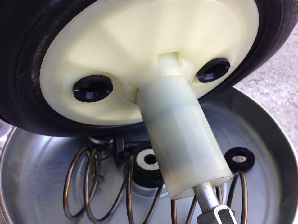 №88 Педаль тормоза плохо возвращается обратно — Решение! — Lada 21102 ...