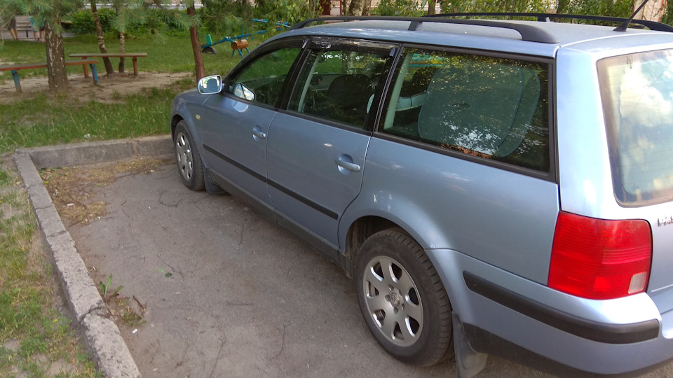 Как поменять отбойник заднего амортизатора на фольксваген поло седан ...