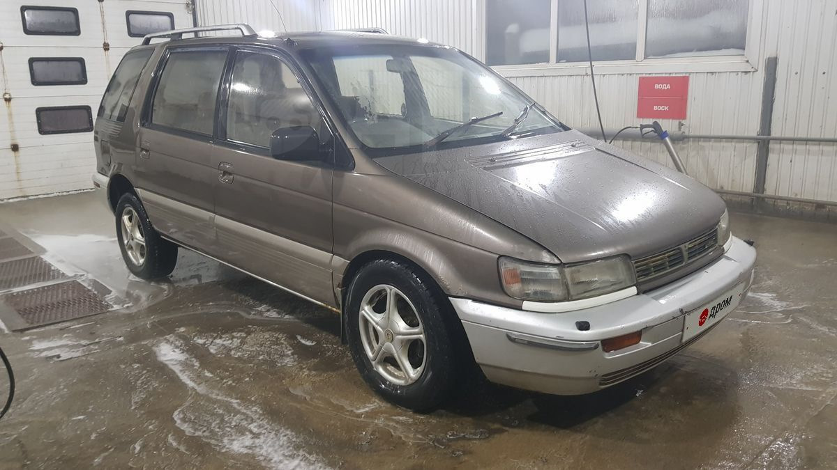 Mitsubishi Chariot (3G) 2.0 бензиновый 1991 | Шарик на DRIVE2