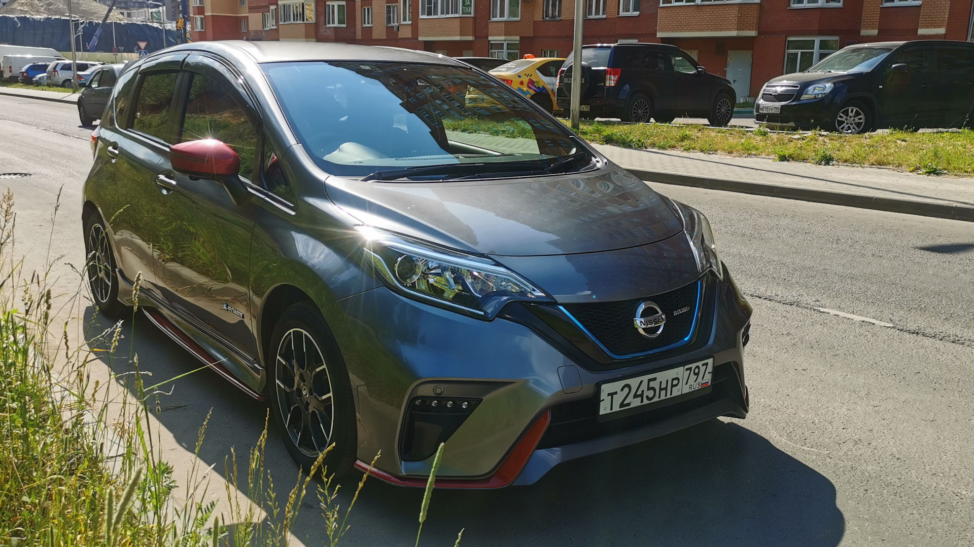 Продажа Nissan Note e-Power 2018 (гибрид, АКПП) — с историей обслуживания —  DRIVE2.RU