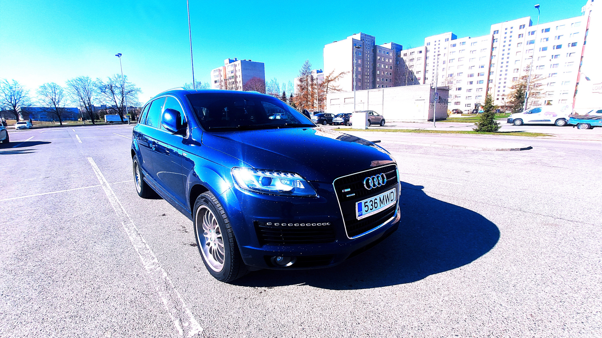 Audi Q7 (1G) 4.2 дизельный 2008 | Небесно синий S-line 4.2 на DRIVE2