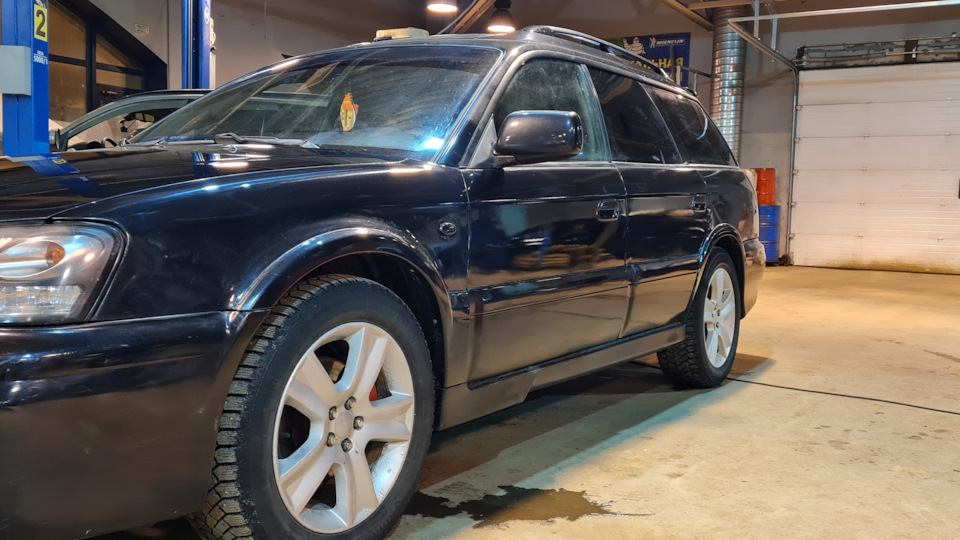 Subaru Legacy Outback Полный BLACKOUT