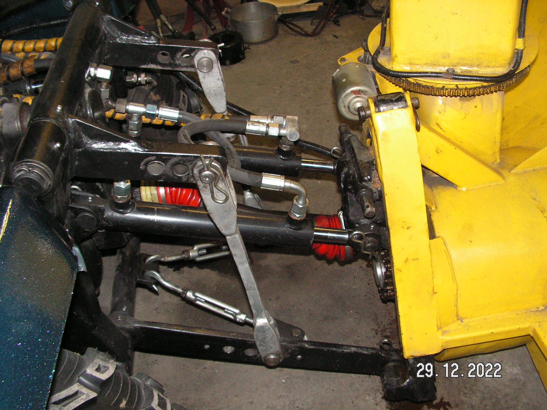 Испытание шнекоротора на механическом приводе (от ВОМа). — Самодельный ...