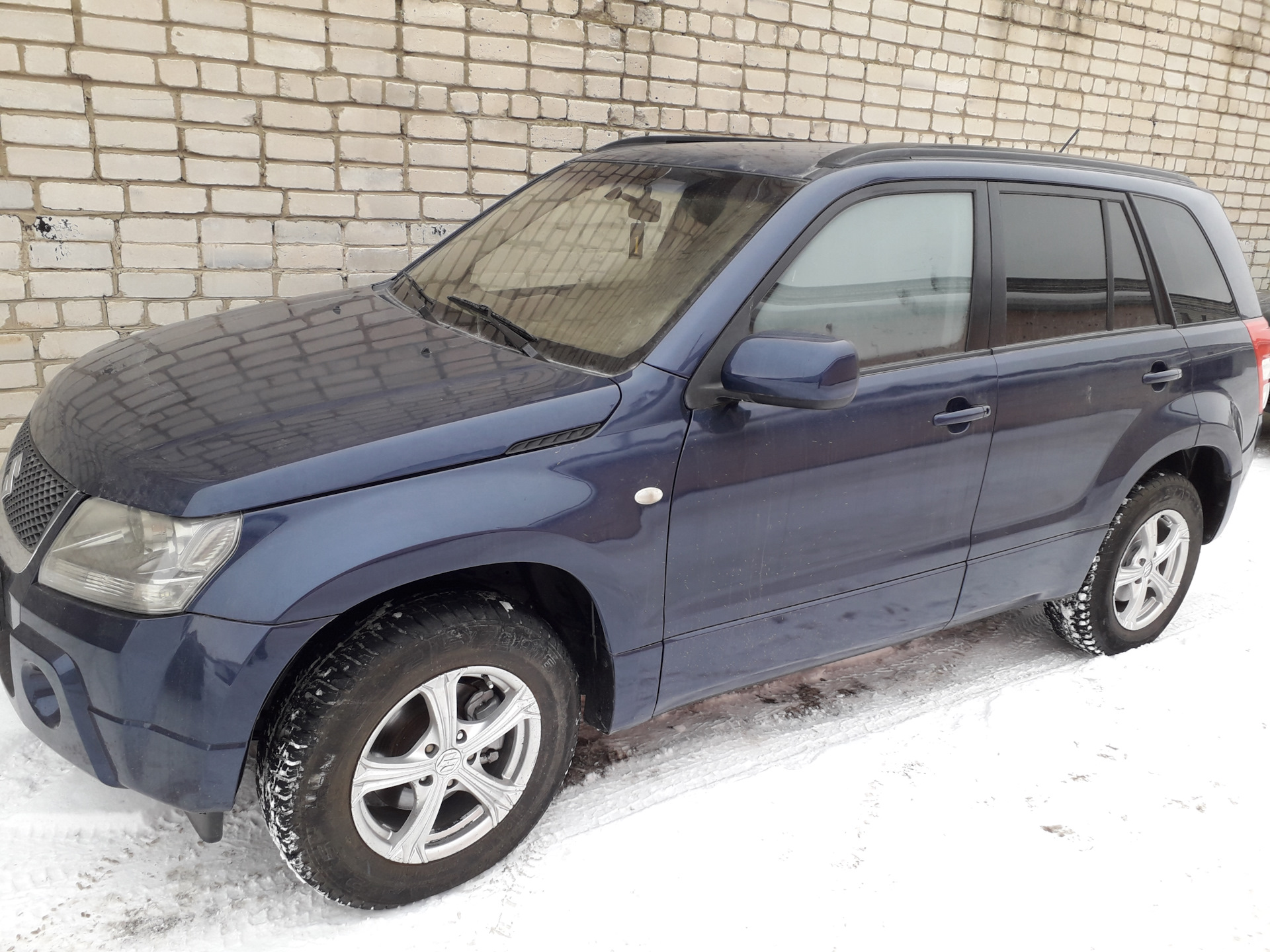 Сузуки витара 2006г. Hyundai Tucson 2008. Хундай Туксон 2008 года тюнинг.