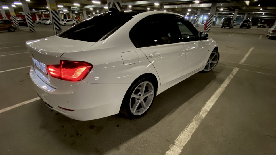 BMW 3 series (F30) 2.0 дизельный 2012 | Lego на DRIVE2