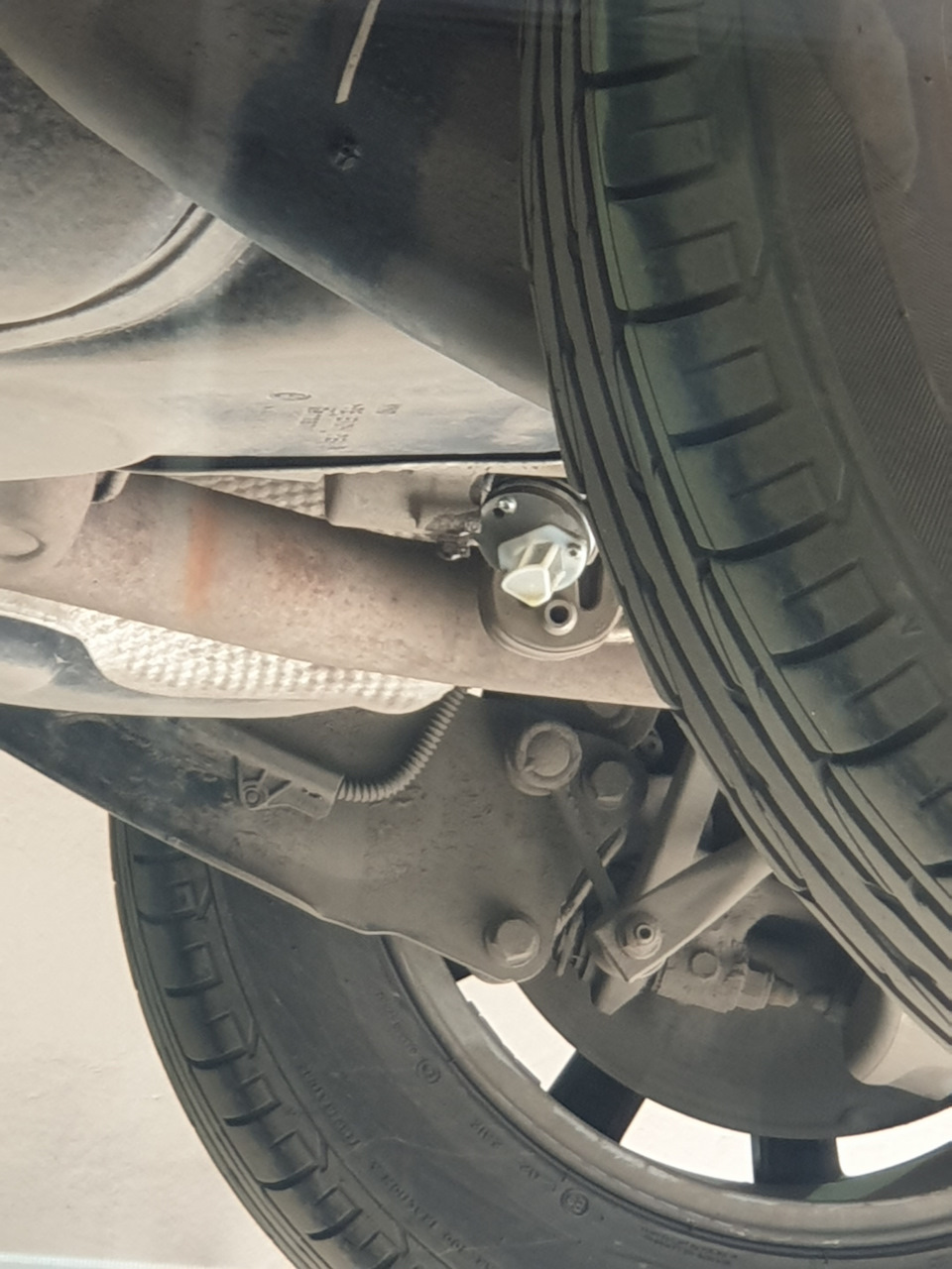 Замена масла в муфте Haldex V — Volkswagen Tiguan (1G), 2 л, 2014 года ...