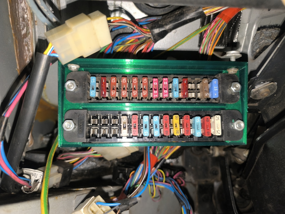 Блок предохранителей. Доработка — Lada 2131, 1,7 л, 2009 года | своими ...