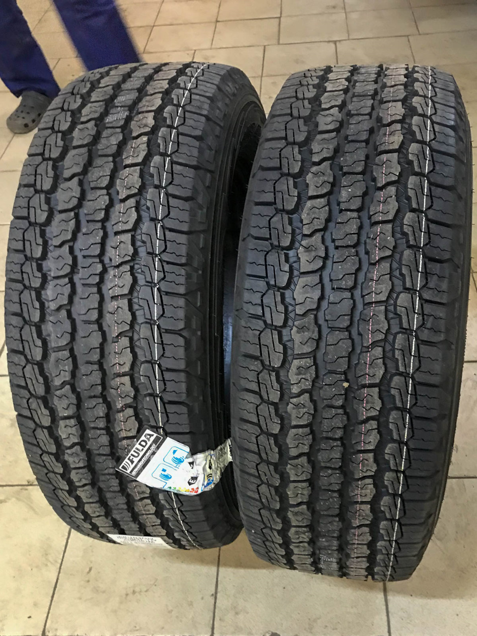 265 60 r18. Goodyear Wrangler all-Terrain Adventure r18. Goodyear at 265/60 r18. Резина АТ 265/60 r18 Goodyear Wrangler. Goodyear Wrangler all-Terrain 265/60 r18.