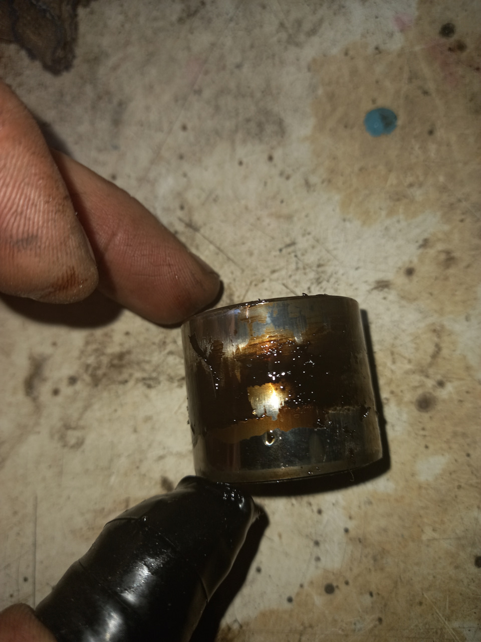 Поддельное масло! Кроилово всегда ведёт к попадалову! — ГАЗ Газель, 3 л ...