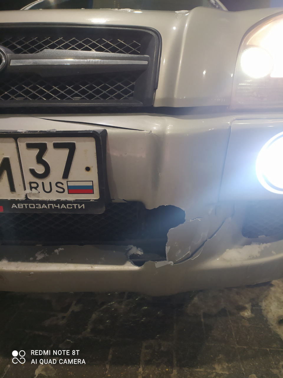 Бампер приплыл! — Hyundai Tucson (JM), 2 л, 2008 года | ДТП | DRIVE2